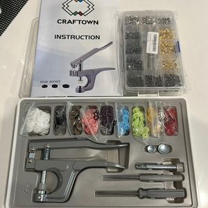 Craftown button machine